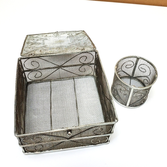 Curio box and round holder silver mesh mirror top 4.5 inch square 2.7 inch tall - Picture 13 of 14